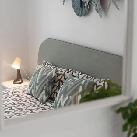 Appartement Sunflower - A 3 Min A Pe Da